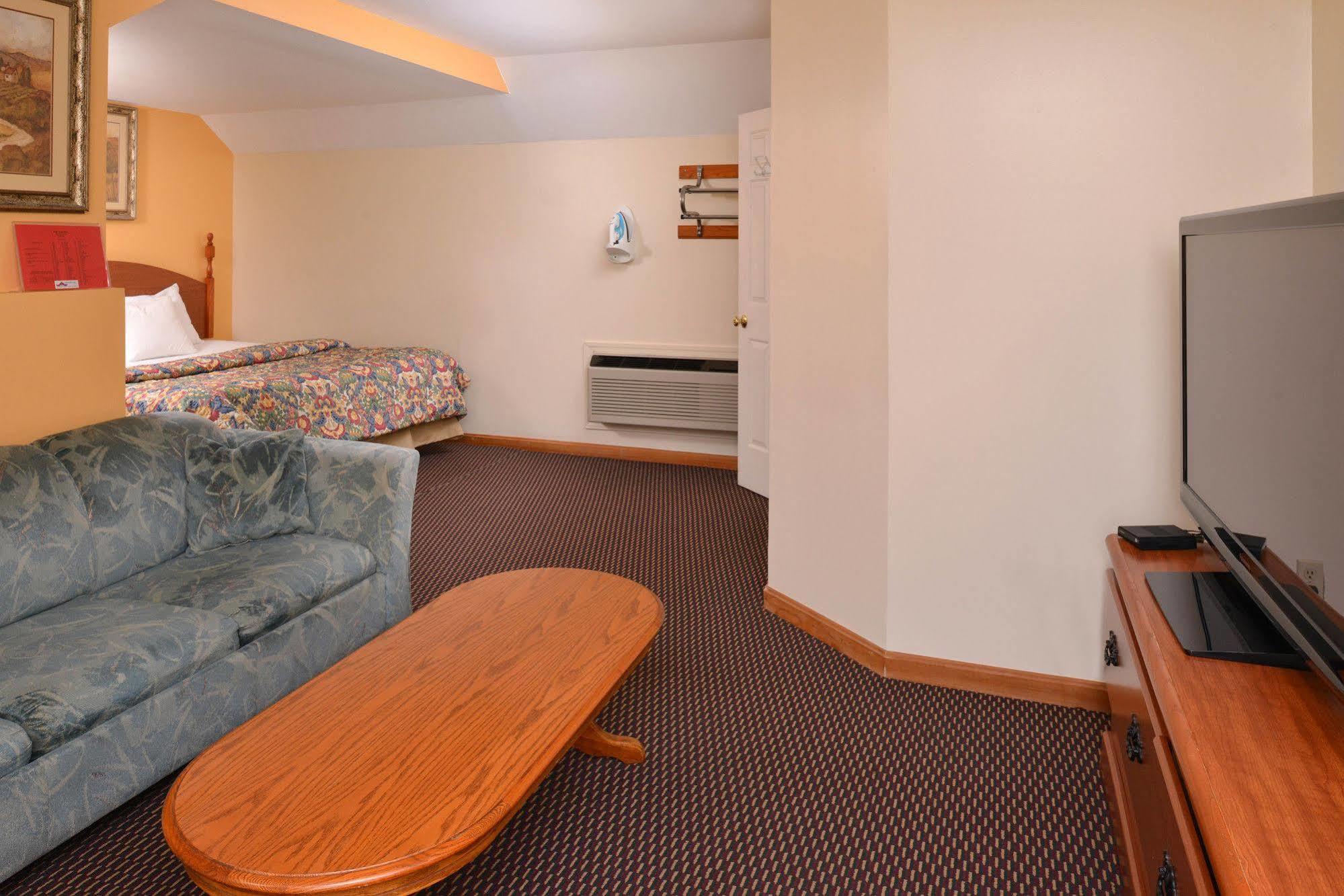 Red Carpet Inn Ronks Extérieur photo